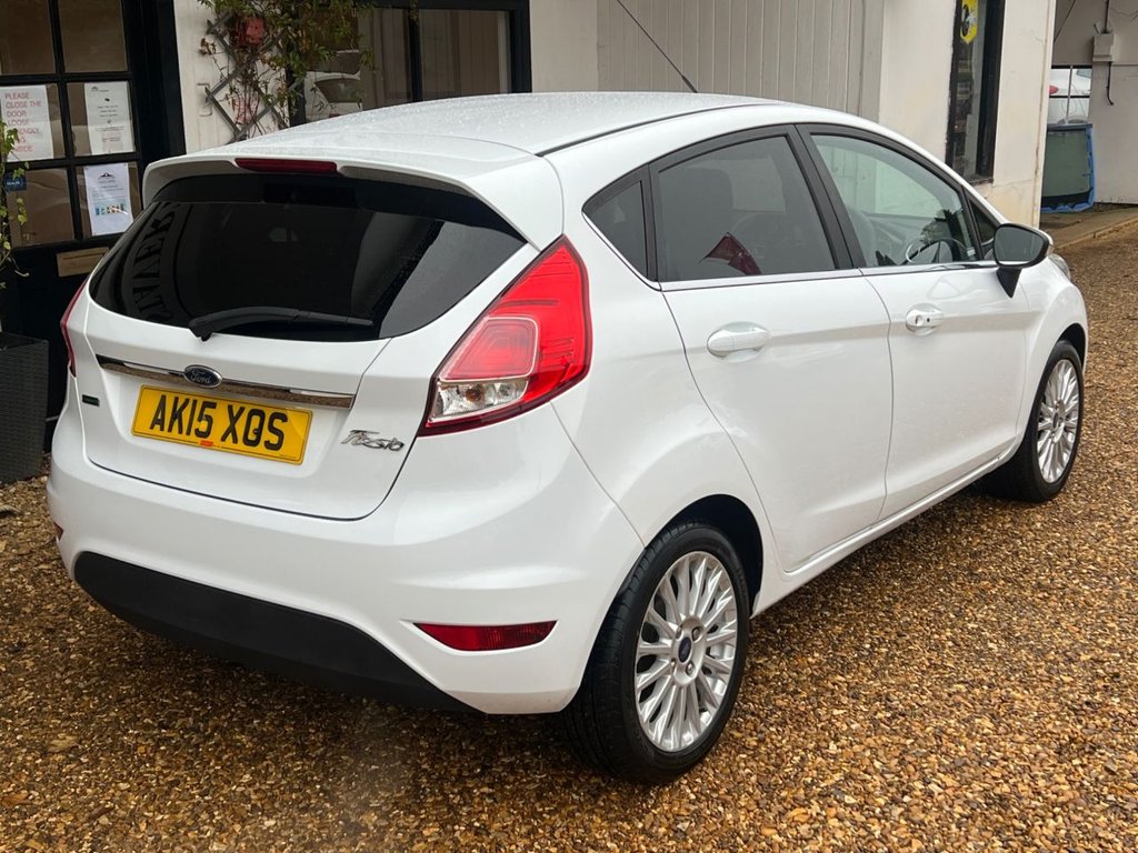 Used Ford Fiesta 2015 for sale - 76406889: Photo 7