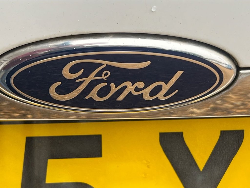 Used Ford Fiesta 2015 for sale - 76406889: Photo 9