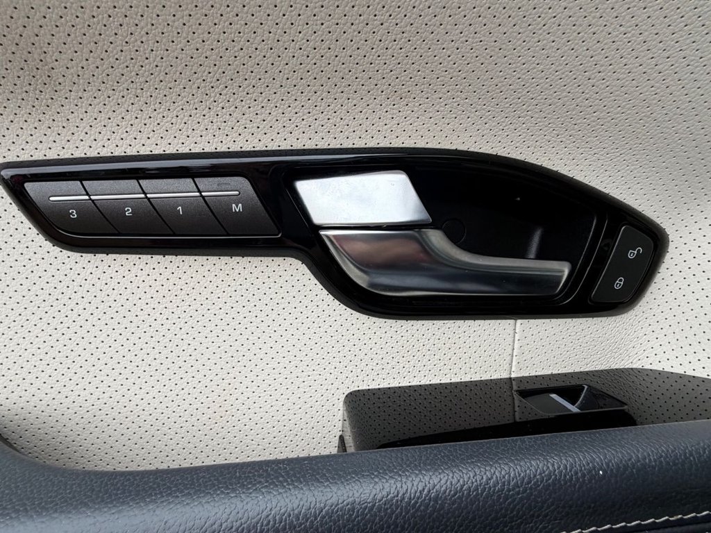 Used Land Rover Range Rover Evoque 2012 for sale - 78134191: Photo 23