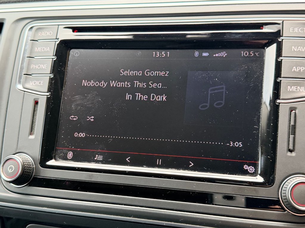 Used Volkswagen Transporter 2018 for sale - 76745065: Photo 41