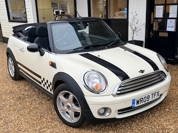 Used MINI Convertible 2009 for sale - 77785986: Photo