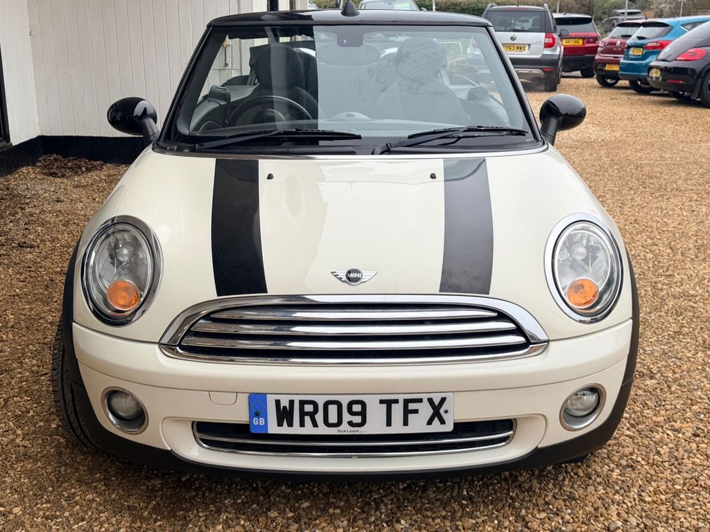 Used MINI Convertible 2009 for sale - 77785986: Photo 20