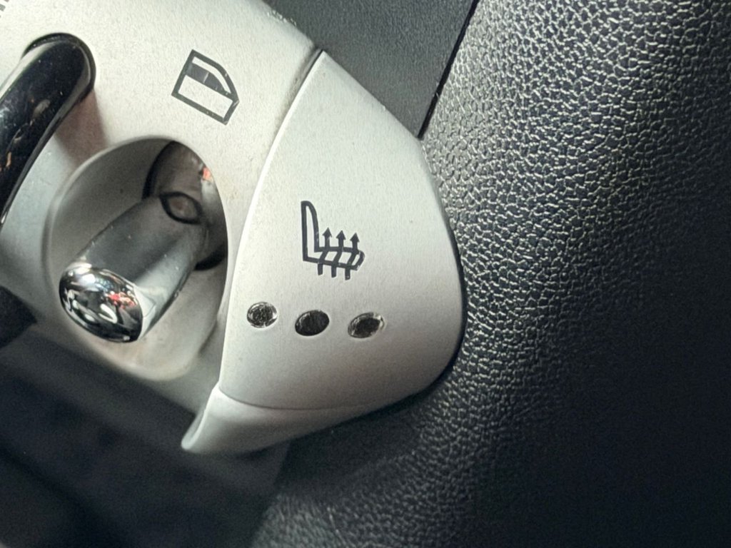 Used MINI Convertible 2009 for sale - 77785986: Photo 42