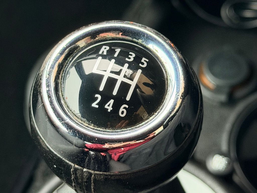 Used MINI Convertible 2009 for sale - 77785986: Photo 43