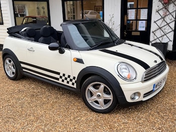 Used MINI Convertible 2009 for sale - 77785986: Photo