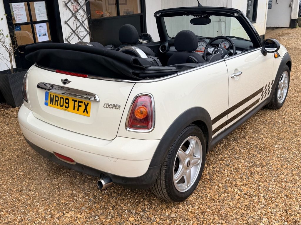 Used MINI Convertible 2009 for sale - 77785986: Photo 6