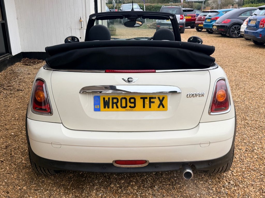Used MINI Convertible 2009 for sale - 77785986: Photo 7