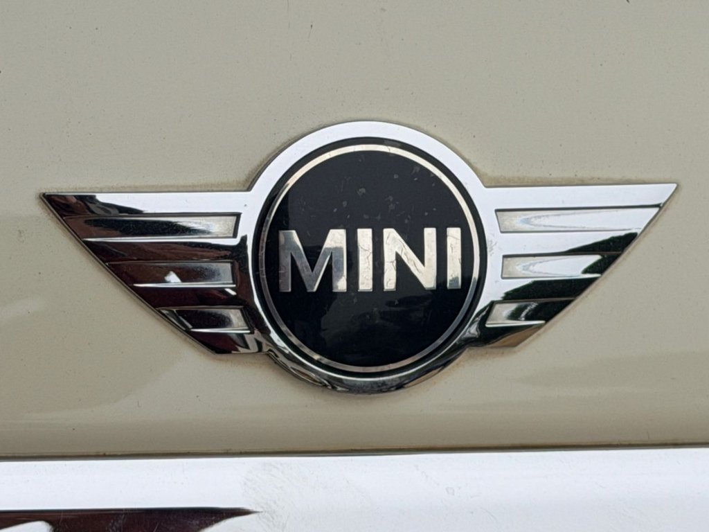 Used MINI Convertible 2009 for sale - 77785986: Photo 8
