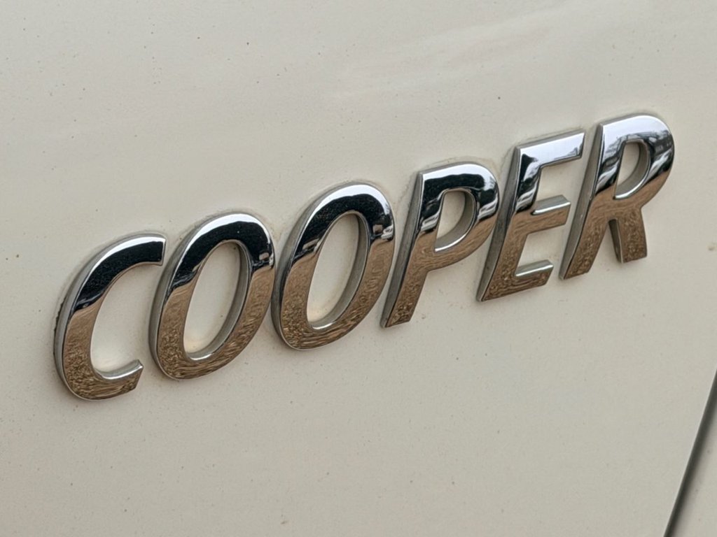 Used MINI Convertible 2009 for sale - 77785986: Photo 9