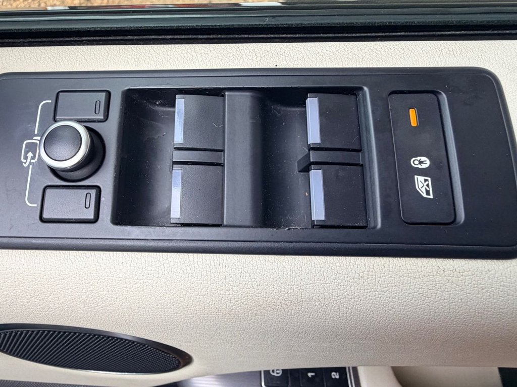 Used Land Rover Range Rover Sport 2016 for sale - 78008767: Photo 32