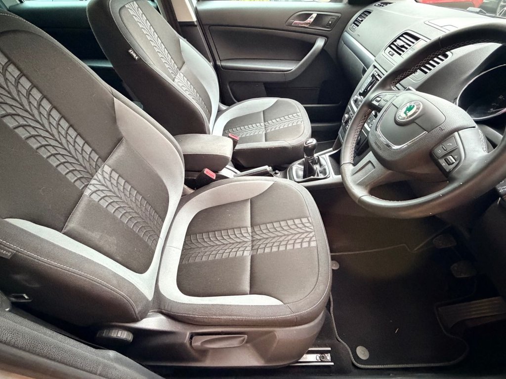 Used Skoda Yeti 2013 for sale - 77785985: Photo 30