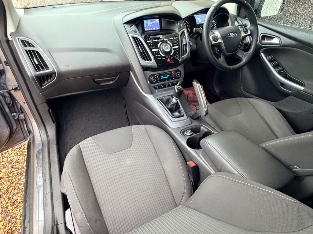 Used Ford Focus 2011 for sale - 77302378: Photo 3