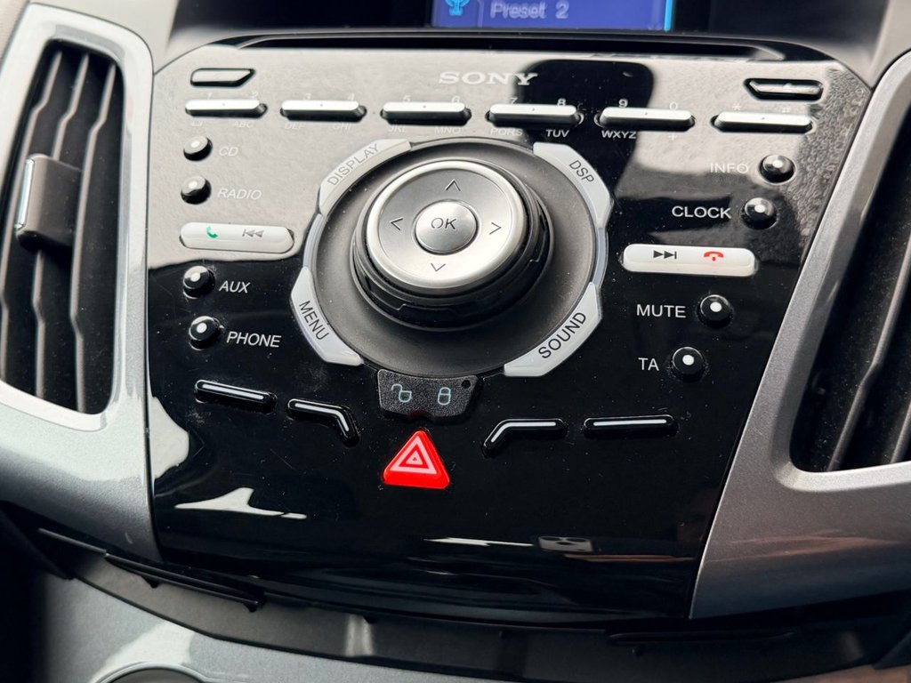 Used Ford Focus 2011 for sale - 77302378: Photo 38