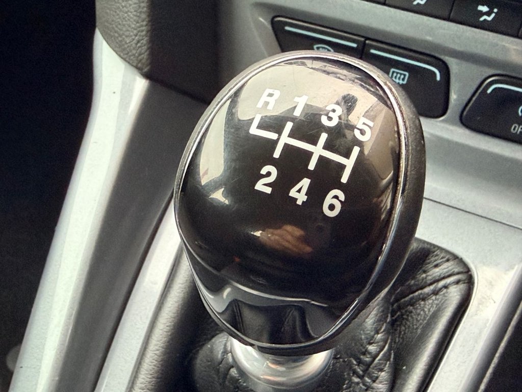 Used Ford Focus 2011 for sale - 77302378: Photo 41