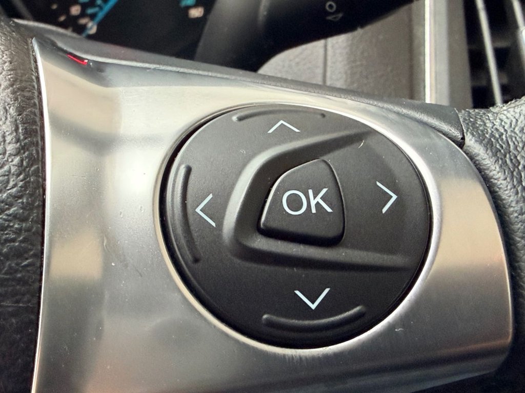 Used Ford Focus 2011 for sale - 77302378: Photo 44