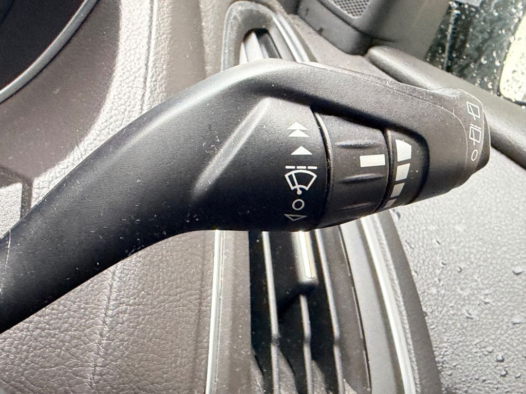 Used Ford Focus 2011 for sale - 77302378: Photo 46