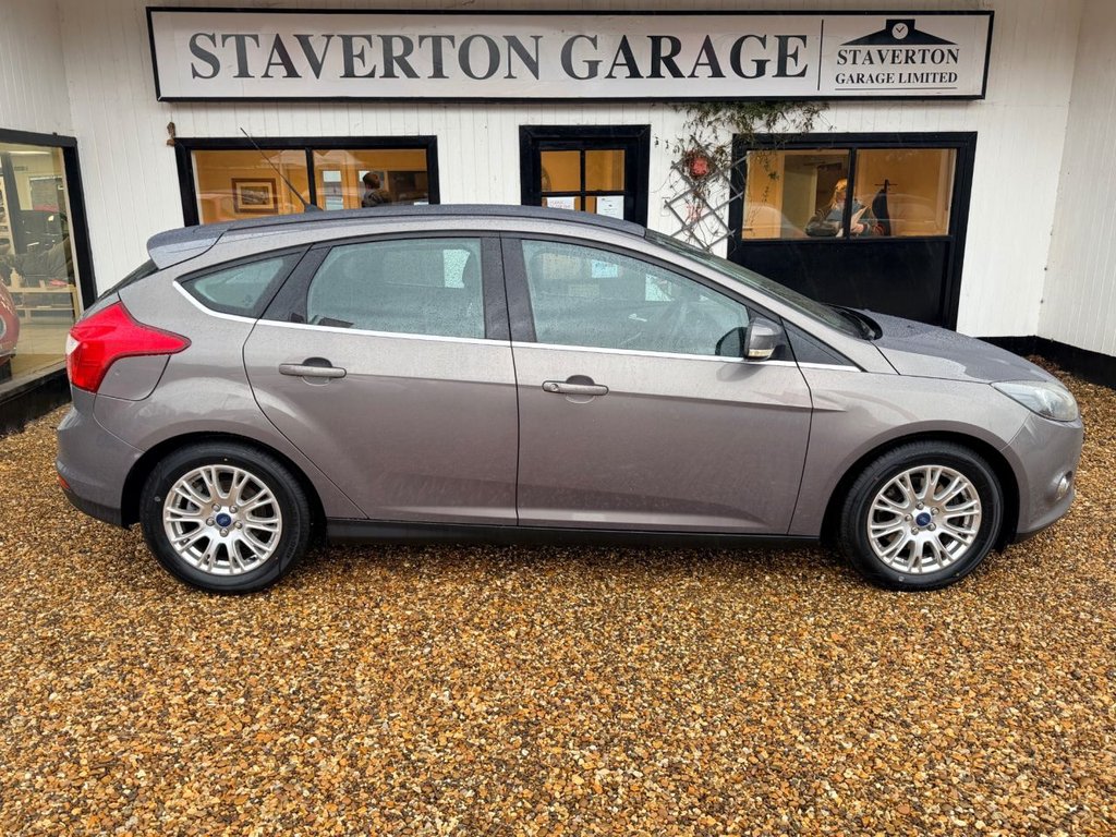 Used Ford Focus 2011 for sale - 77302378: Photo 5