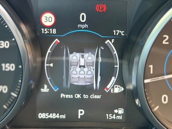 Used Jaguar XE 2017 for sale - 78753978: Photo