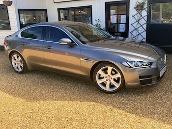 Used Jaguar XE 2017 for sale - 78753978: Photo