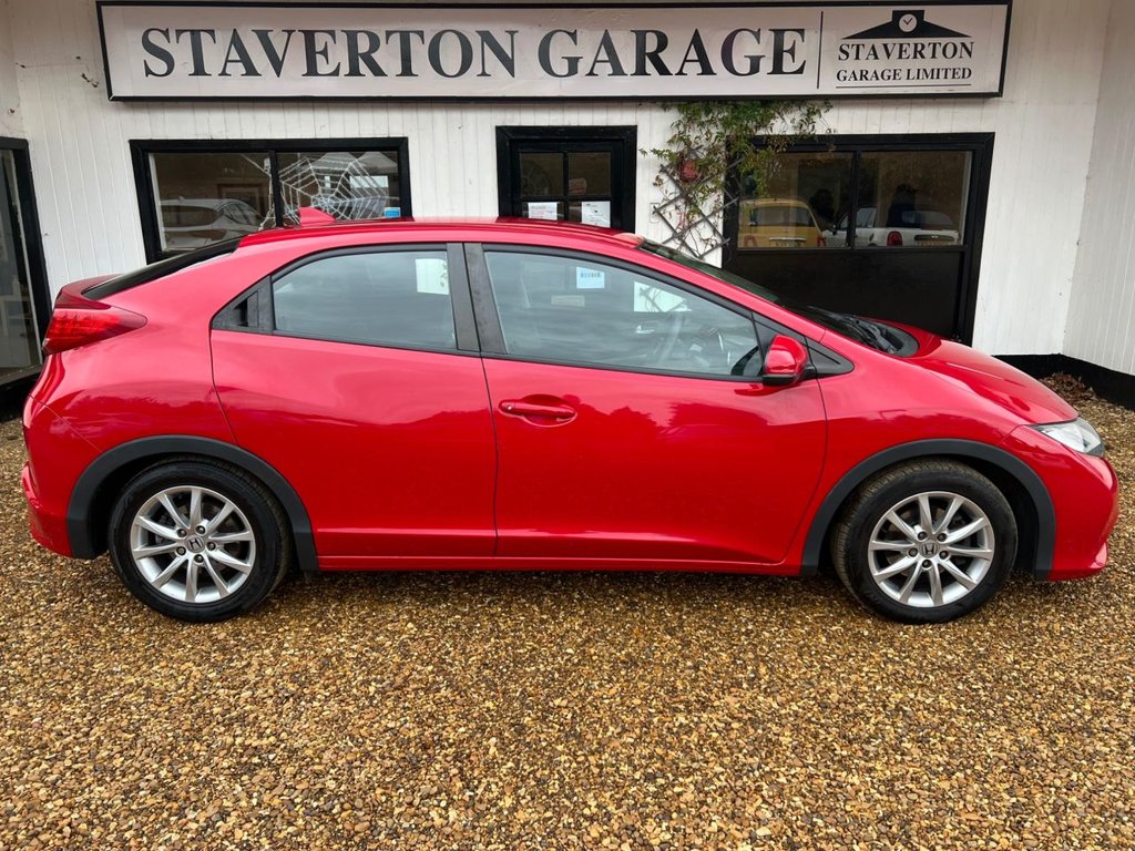 Used Honda Civic 2012 for sale - 76430362: Photo 5