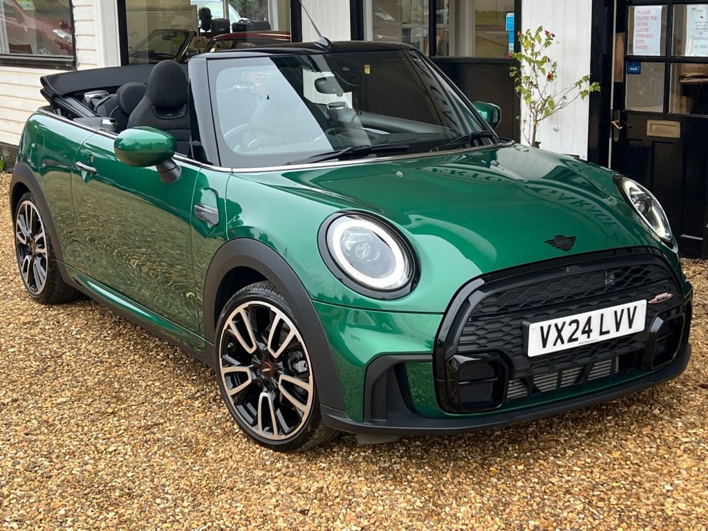 Used MINI Convertible 2024 for sale - 76111938: Photo 1