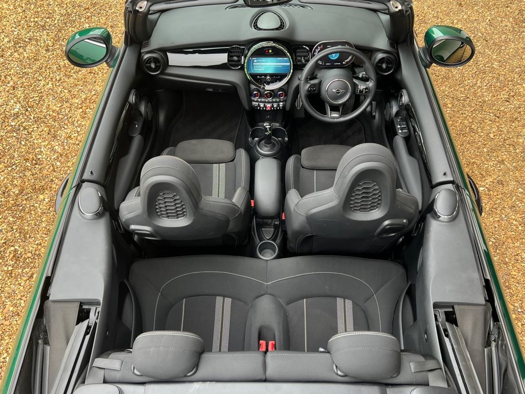 Used MINI Convertible 2024 for sale - 76111938: Photo 30