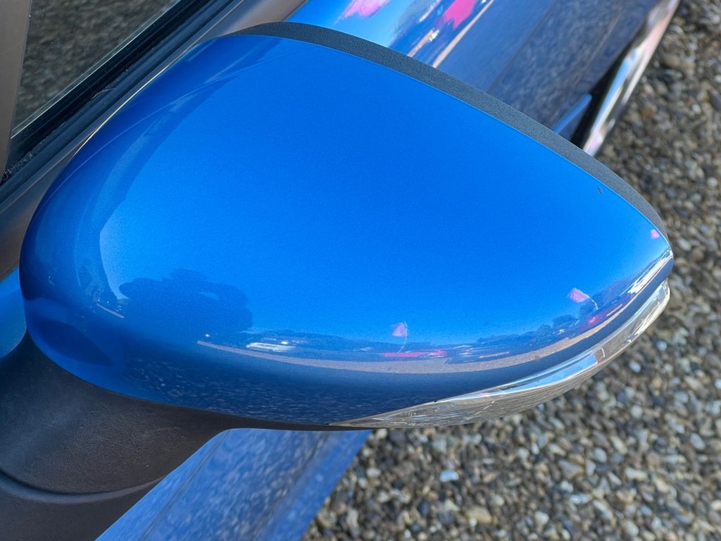 Used Ford Fiesta 2010 for sale - 76185633: Photo 24