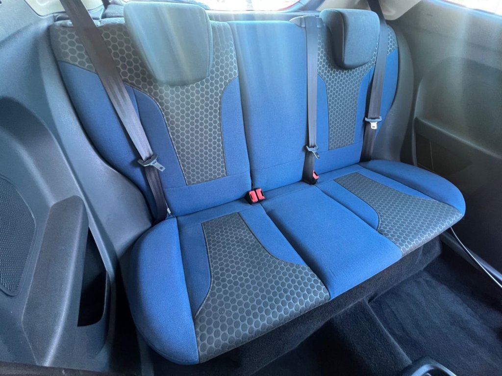 Used Ford Fiesta 2010 for sale - 76185633: Photo 26