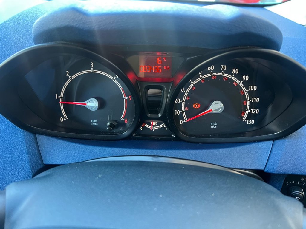 Used Ford Fiesta 2010 for sale - 76185633: Photo 29