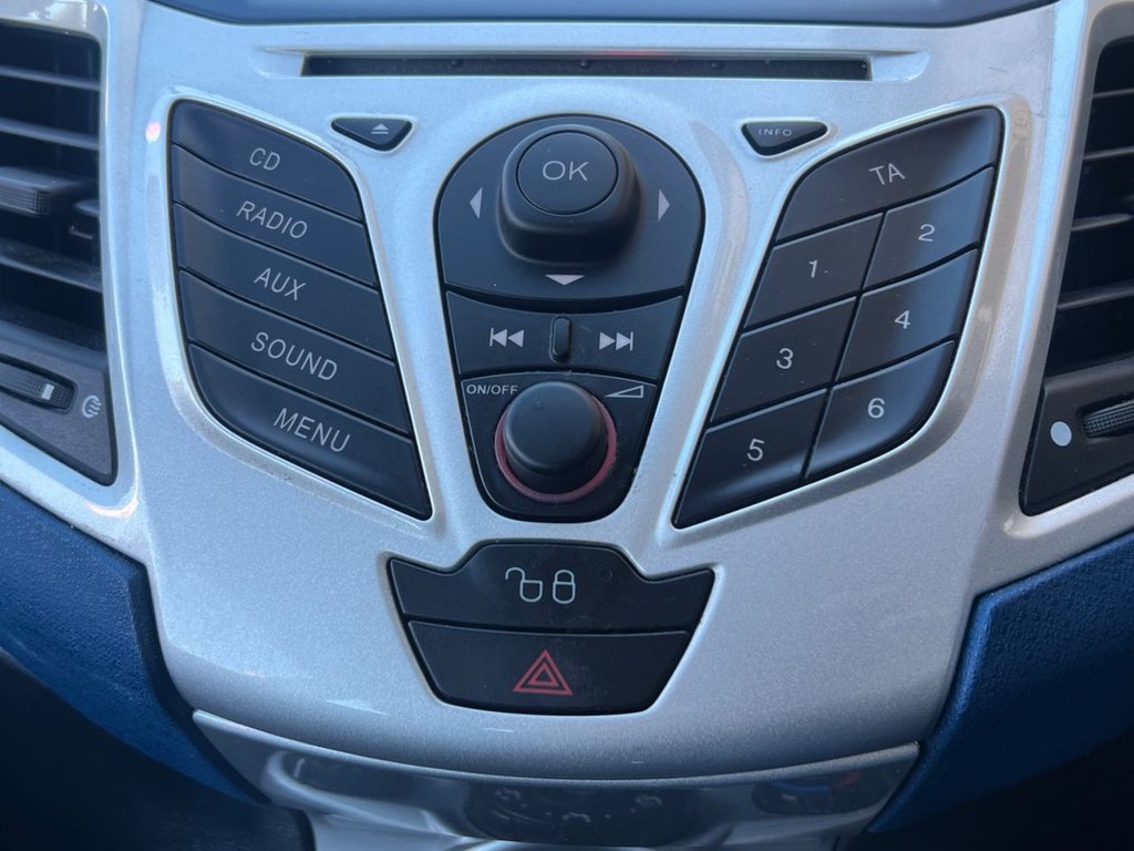 Used Ford Fiesta 2010 for sale - 76185633: Photo 31