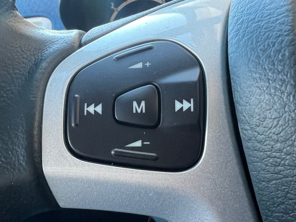 Used Ford Fiesta 2010 for sale - 76185633: Photo 36