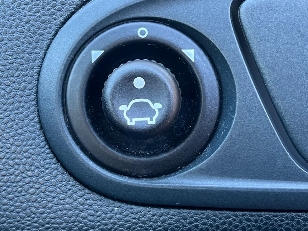 Used Ford Fiesta 2010 for sale - 76185633: Photo 40