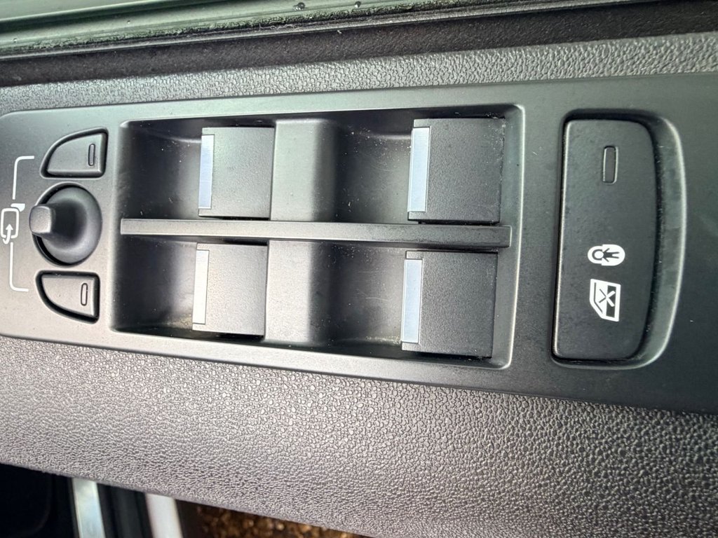 Used Land Rover Discovery Sport 2020 for sale - 76751180: Photo 26