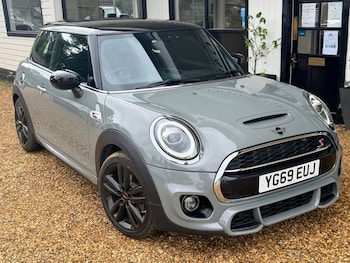 Used MINI Hatch 2019 for sale - 78887800: Photo
