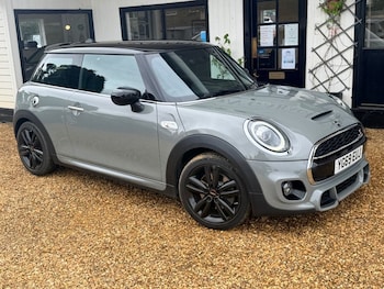 Used MINI Hatch 2019 for sale - 78887800: Photo
