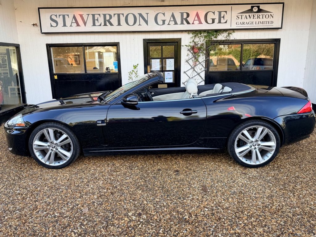 Used Jaguar XK 2010 for sale - 76617537: Photo 15