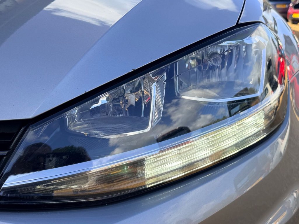 Used Volkswagen Golf 2017 for sale - 77891091: Photo 20