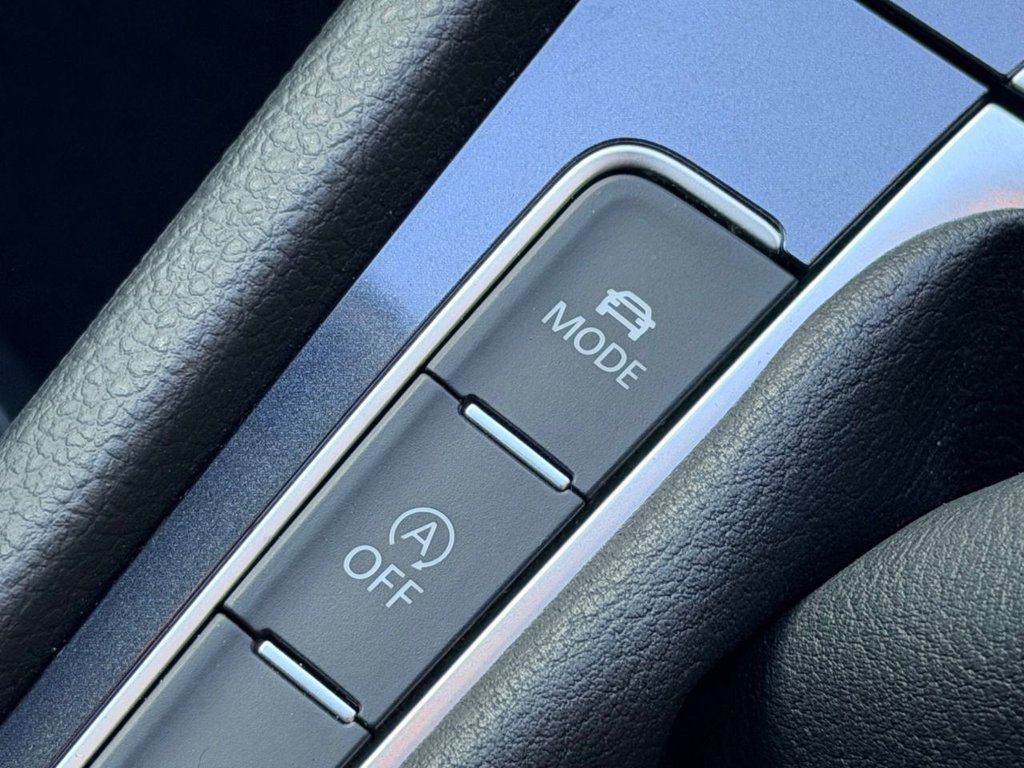 Used Volkswagen Golf 2017 for sale - 77891091: Photo 42