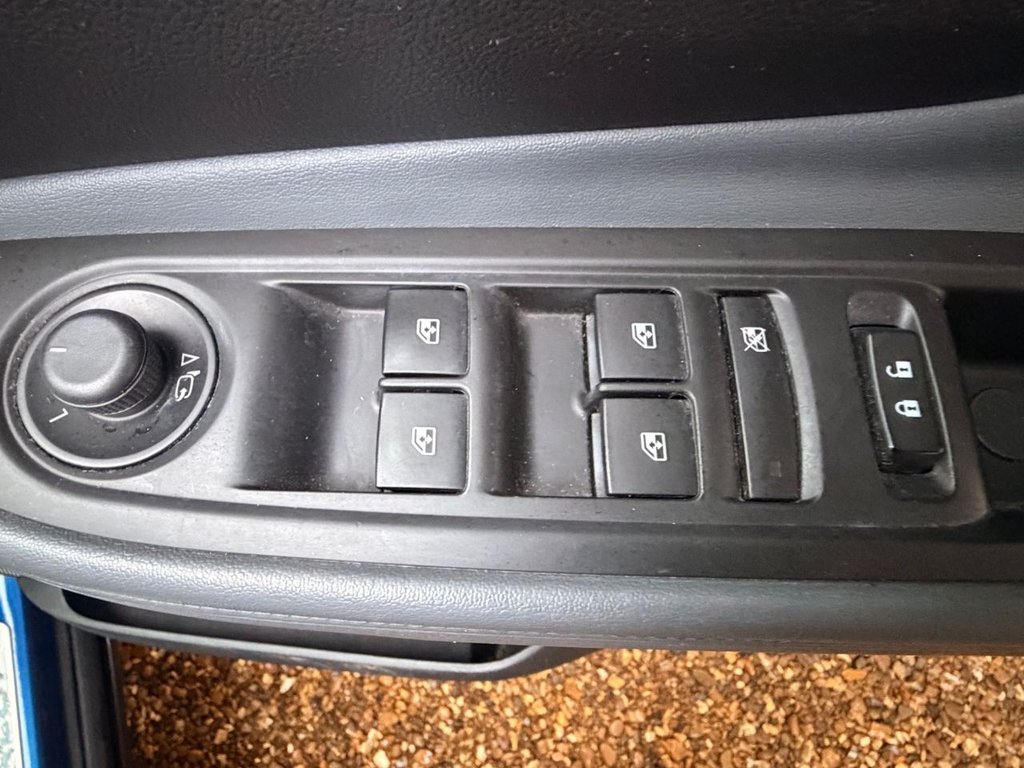 Used Vauxhall Mokka 2015 for sale - 77470570: Photo 34