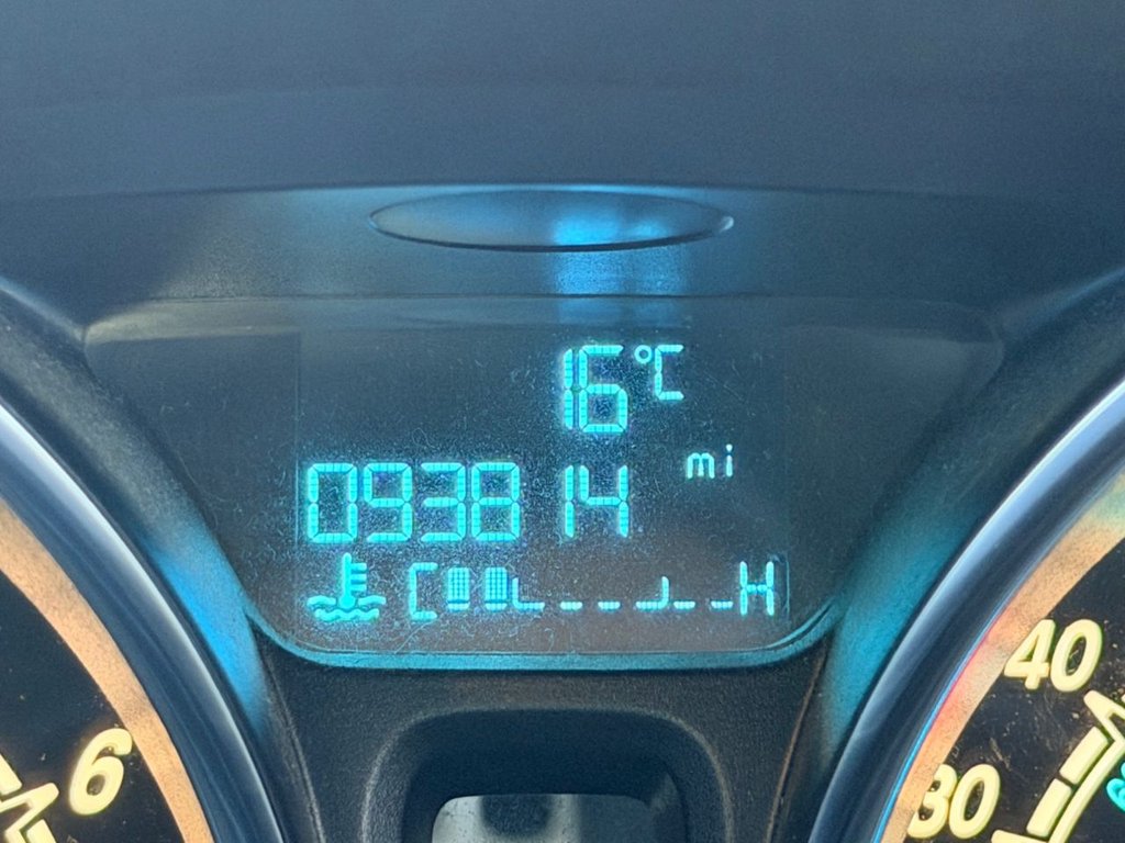 Used Ford Fiesta 2014 for sale - 77725770: Photo 2