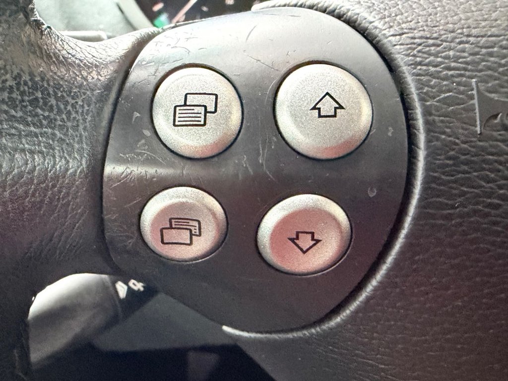 Used Mercedes-Benz SLK 2006 for sale - 77547599: Photo 43