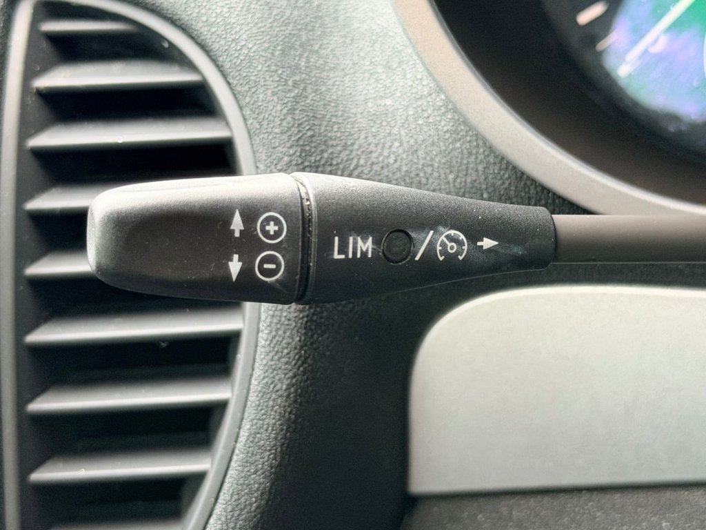 Used Mercedes-Benz SLK 2006 for sale - 77547599: Photo 45