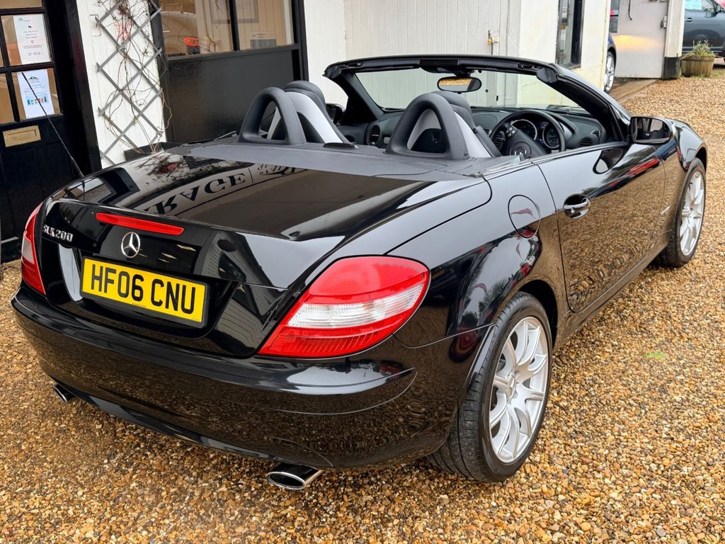 Used Mercedes-Benz SLK 2006 for sale - 77547599: Photo 7