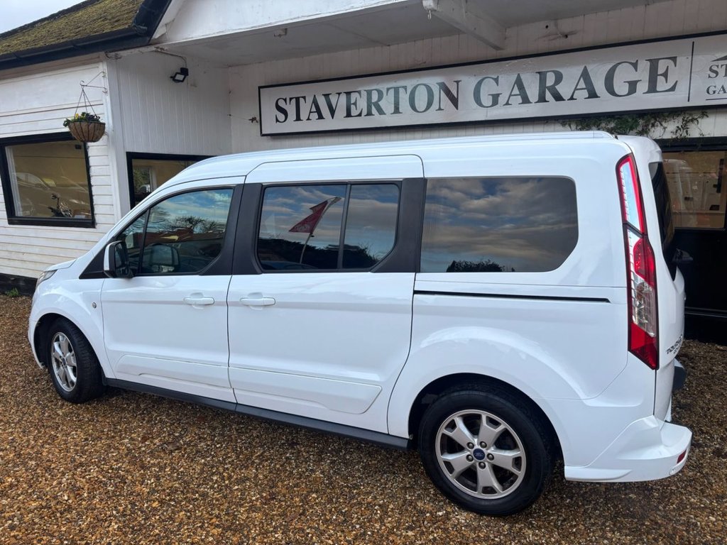 Used Ford Grand Tourneo Connect 2017 for sale - 76725114: Photo 16