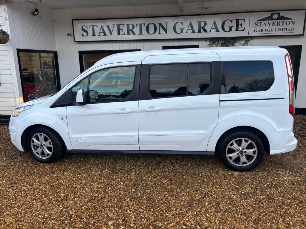 Used Ford Grand Tourneo Connect 2017 for sale - 76725114: Photo 17