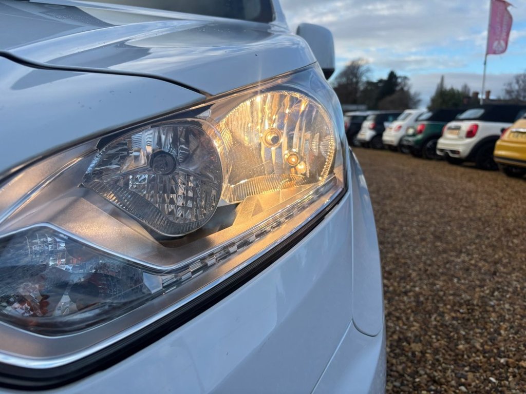 Used Ford Grand Tourneo Connect 2017 for sale - 76725114: Photo 21