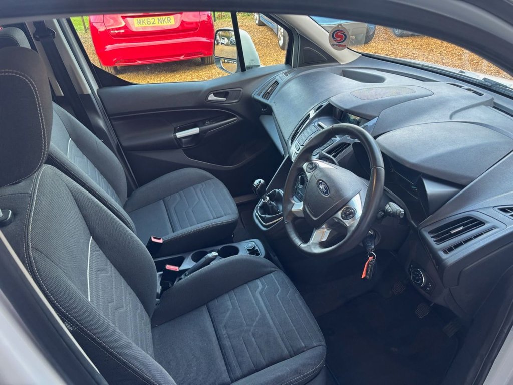 Used Ford Grand Tourneo Connect 2017 for sale - 76725114: Photo 3