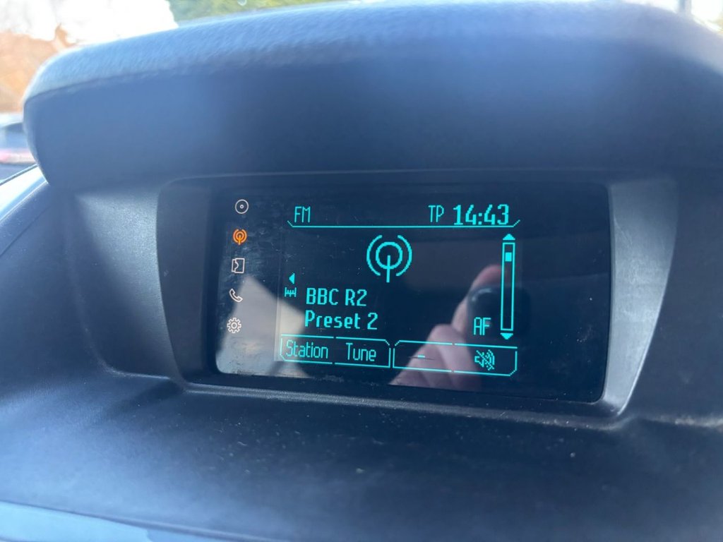 Used Ford Grand Tourneo Connect 2017 for sale - 76725114: Photo 32