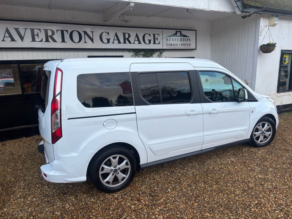 Used Ford Grand Tourneo Connect 2017 for sale - 76725114: Photo 7