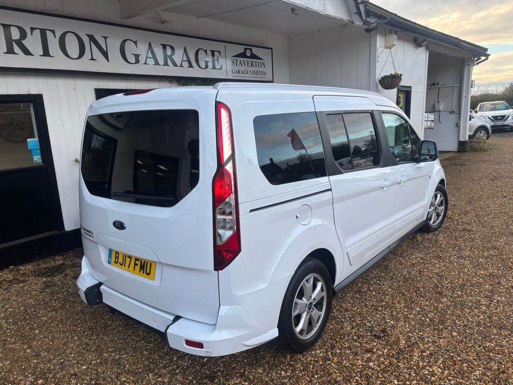 Used Ford Grand Tourneo Connect 2017 for sale - 76725114: Photo 8